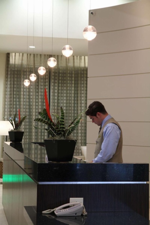 Embassy Suites By Hilton Ontario Airport image 19