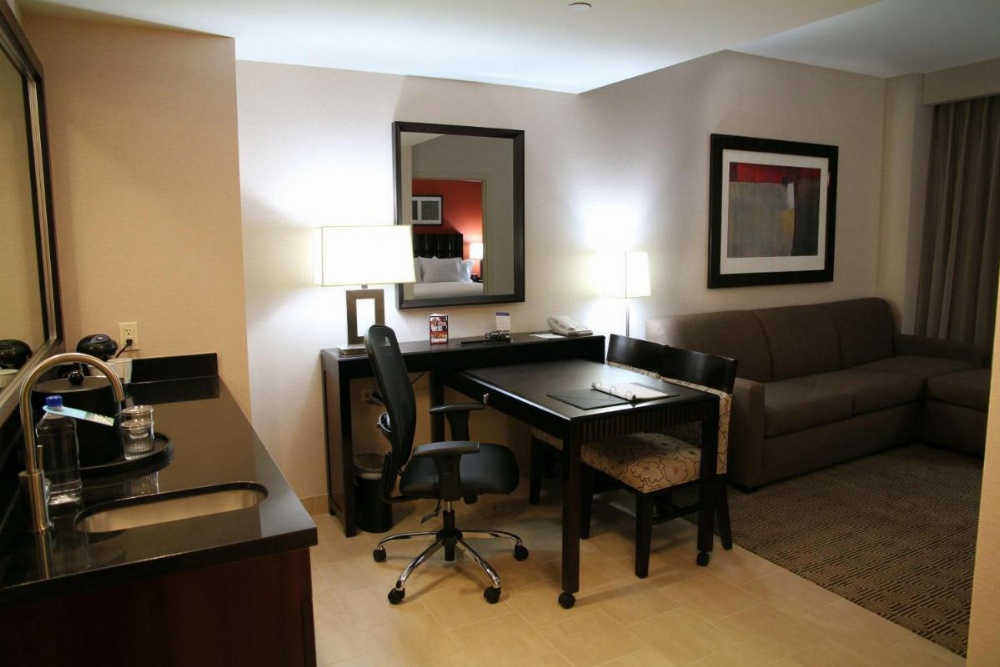 Embassy Suites By Hilton Ontario Airport